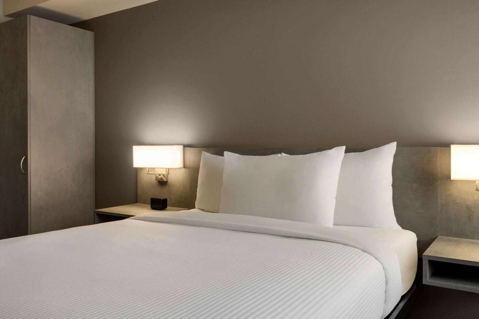 Microtel Inn & Suites By Wyndham Boisbriand Sainte-Thérèse-de-Blainville Buitenkant foto