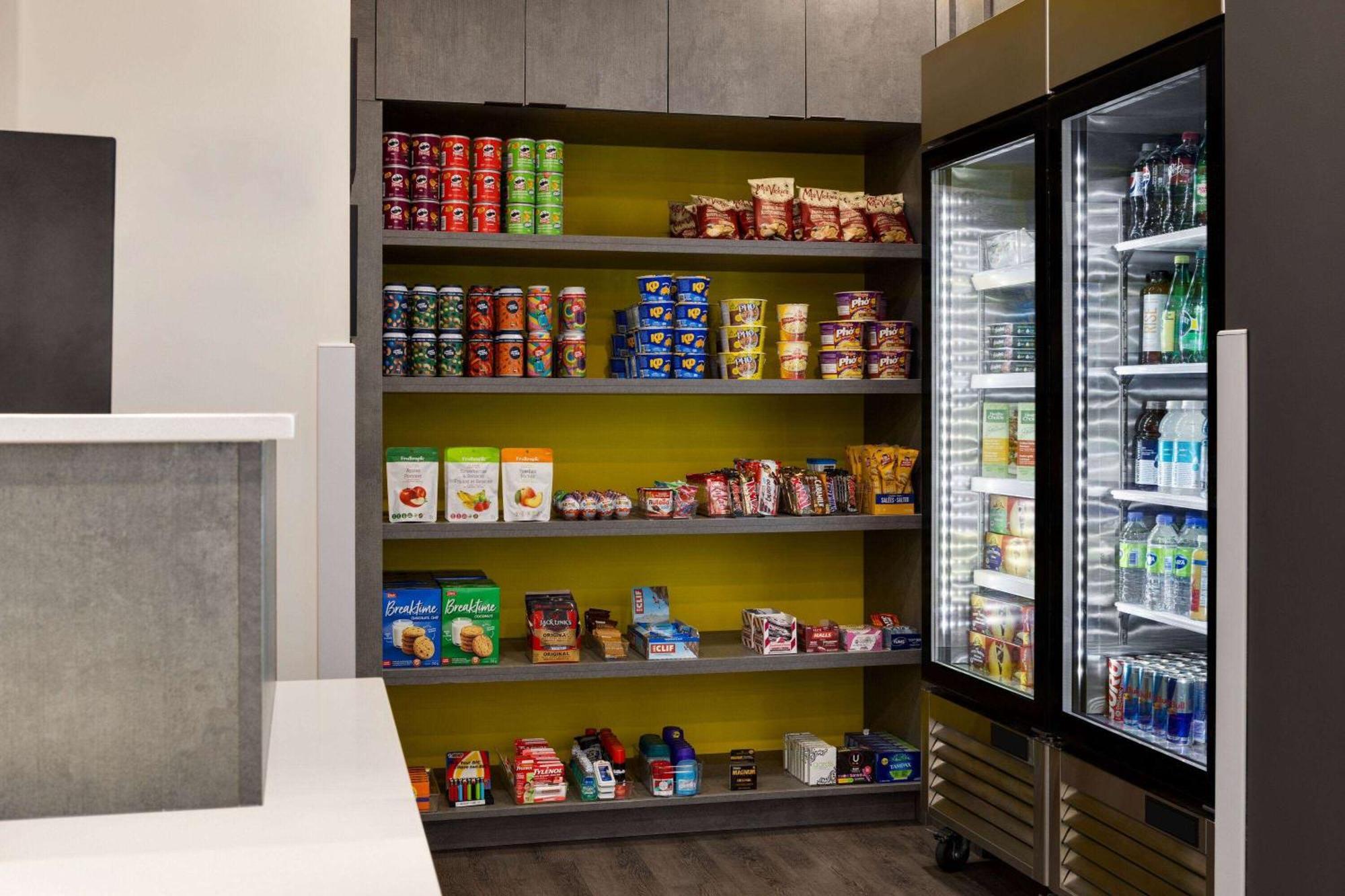 Microtel Inn & Suites By Wyndham Boisbriand Sainte-Thérèse-de-Blainville Buitenkant foto