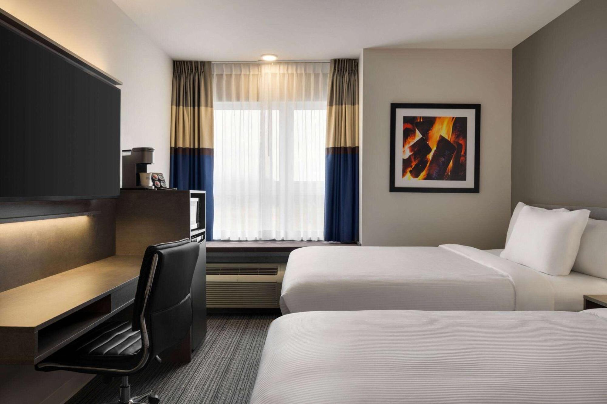 Microtel Inn & Suites By Wyndham Boisbriand Sainte-Thérèse-de-Blainville Buitenkant foto