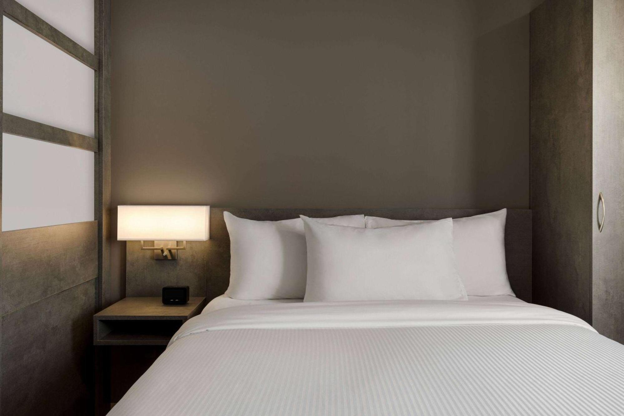 Microtel Inn & Suites By Wyndham Boisbriand Sainte-Thérèse-de-Blainville Buitenkant foto